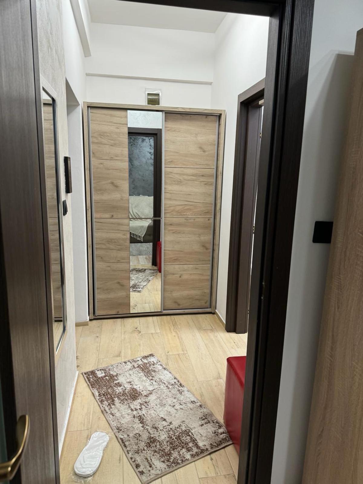 Luxury Young Residence Яссы Экстерьер фото
